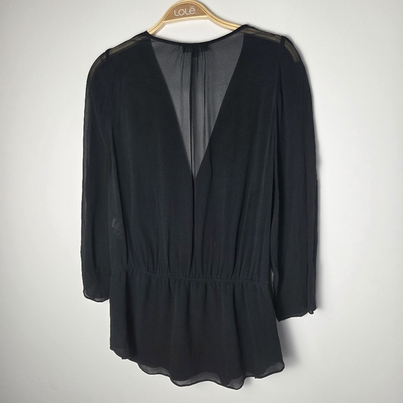 Aritzia Babaton Alexander Silk Top - Picture 5 of 9